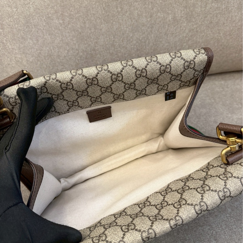 GUCCI雙層虎頭側背包-6