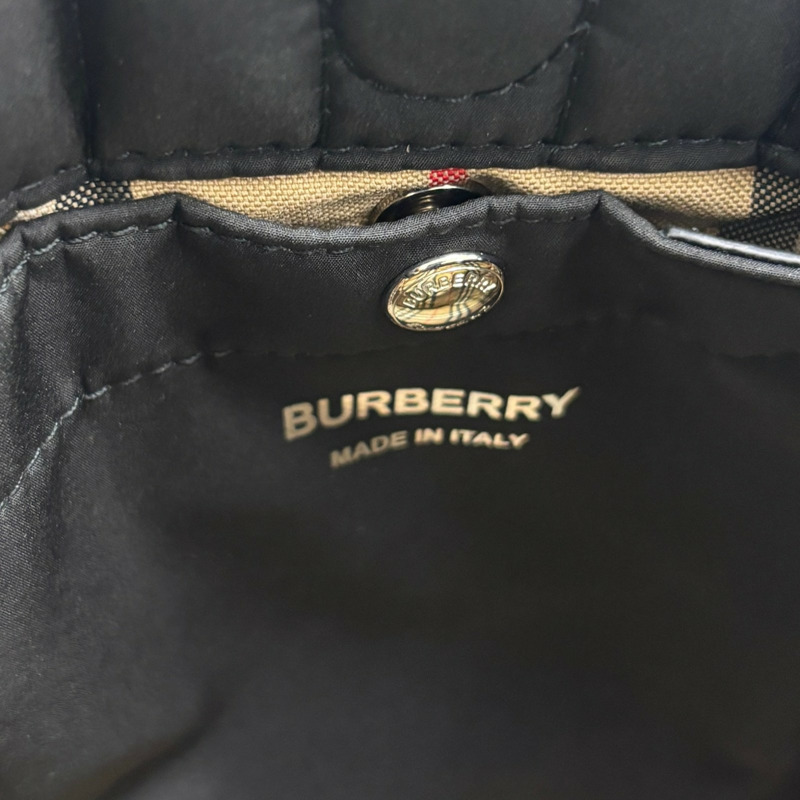 黑色 尼龍 Lola bucket bag 銀和 手提袋 【BURBERRY 巴寶莉】 80591451-5