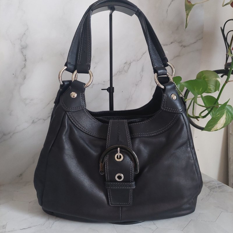 Coach 黑色牛皮肩背側背包-2