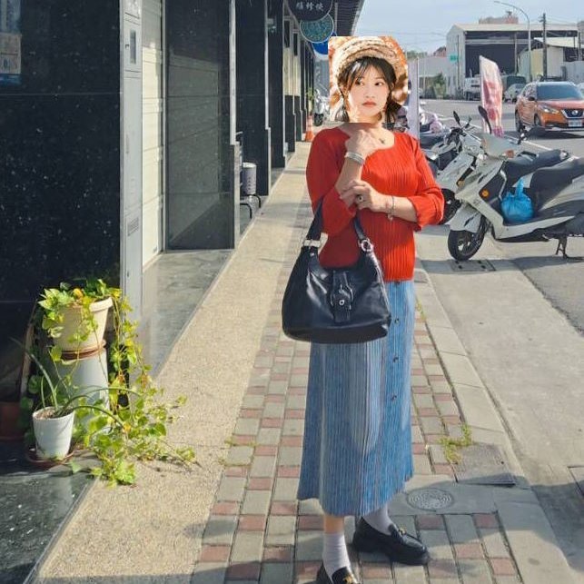 Coach 黑色牛皮肩背側背包-3