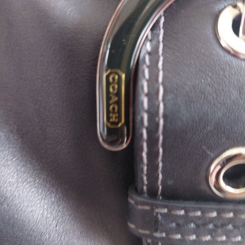 Coach 黑色牛皮肩背側背包-46