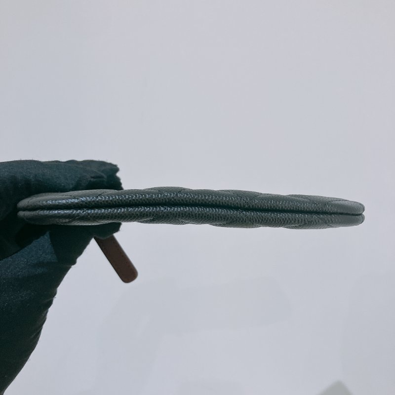 TK1952 Chanel 香奈兒迷你手拿包包 Mini O Case Pouch Caviar-2