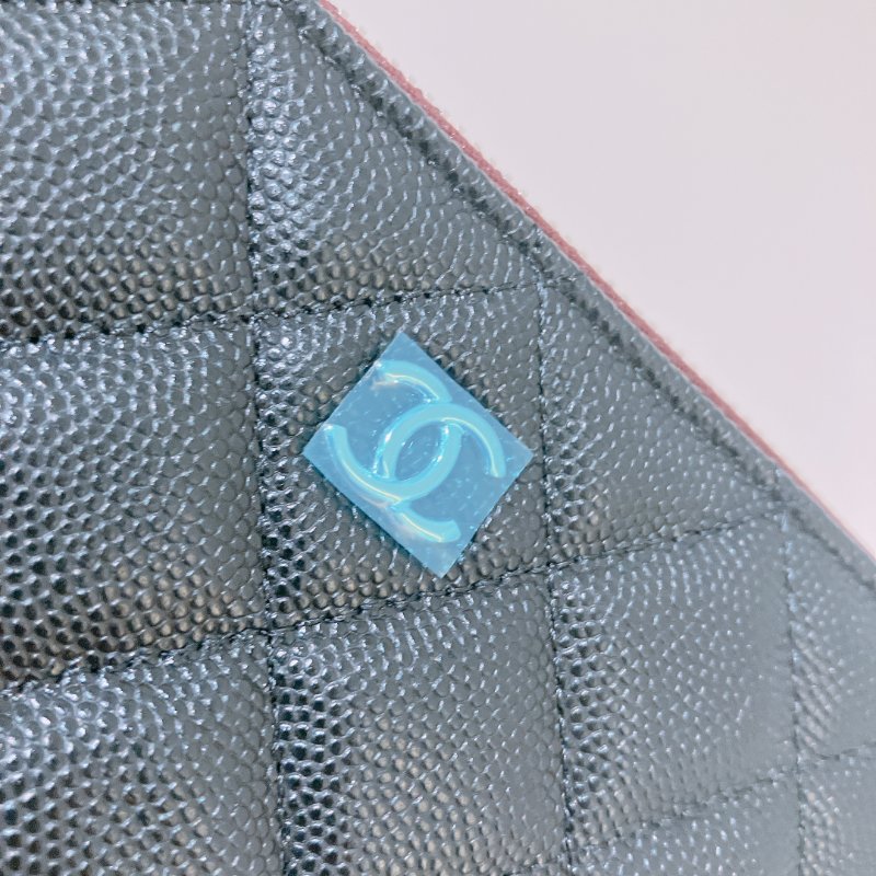 TK1952 Chanel 香奈兒迷你手拿包包 Mini O Case Pouch Caviar-6