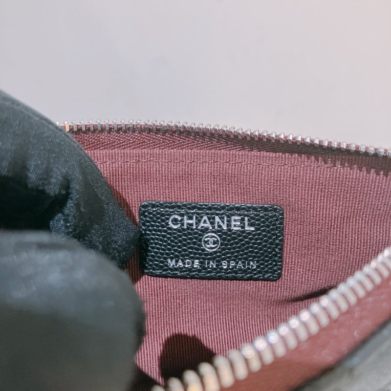 TK1952 Chanel 香奈兒迷你手拿包包 Mini O Case Pouch Caviar-10