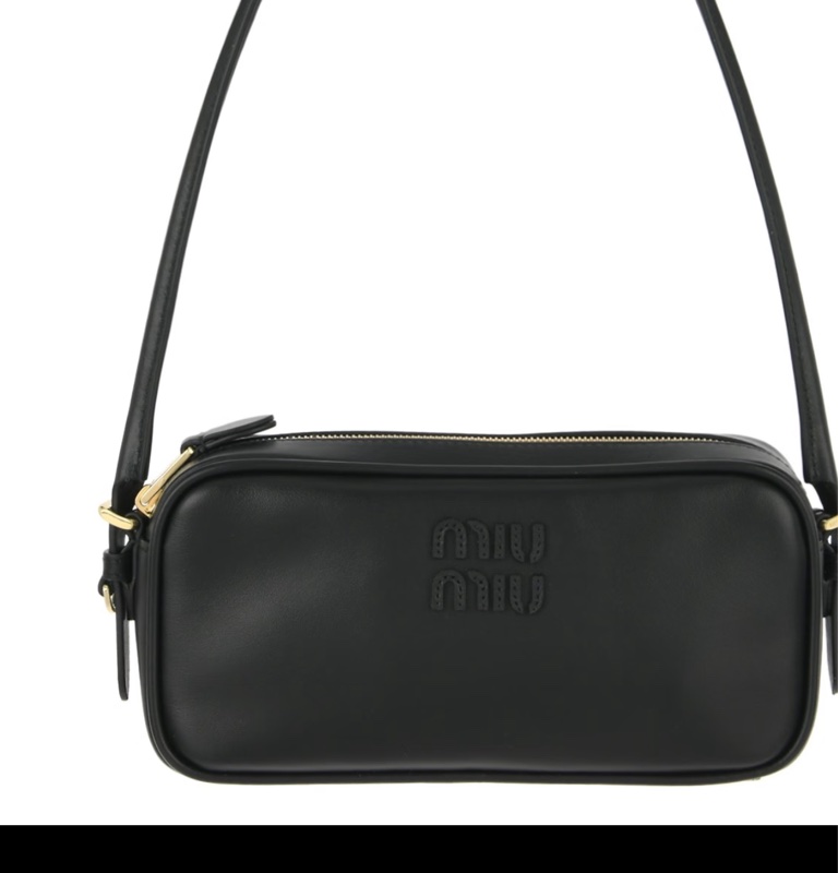 Miumiu小號款化妝包(全新黑色）-11