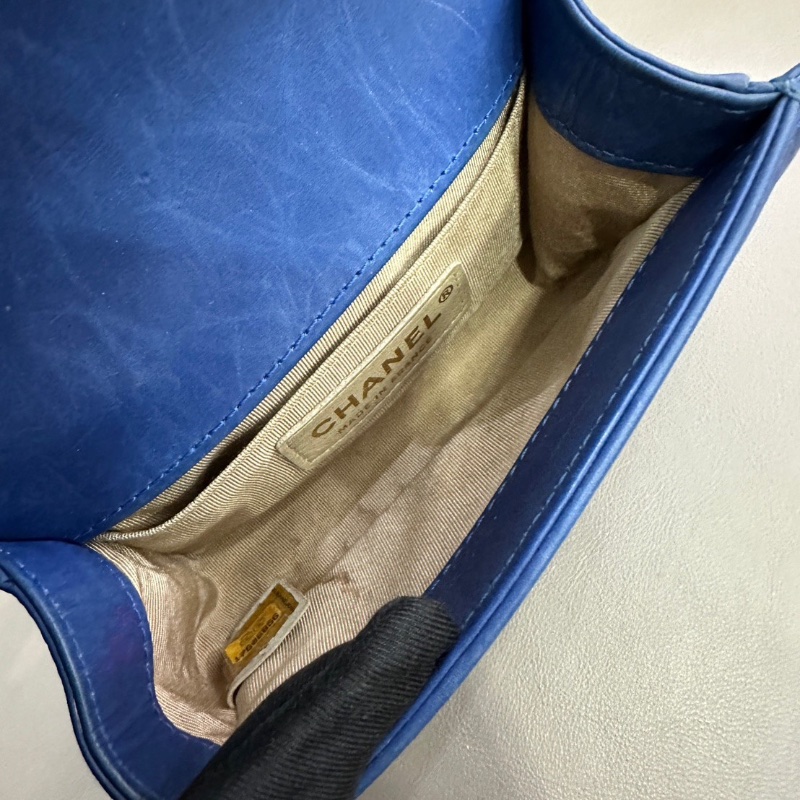 Chanel leboy藍色編織mini 肩背斜背鏈條包 15*11 98新配件塵袋-1