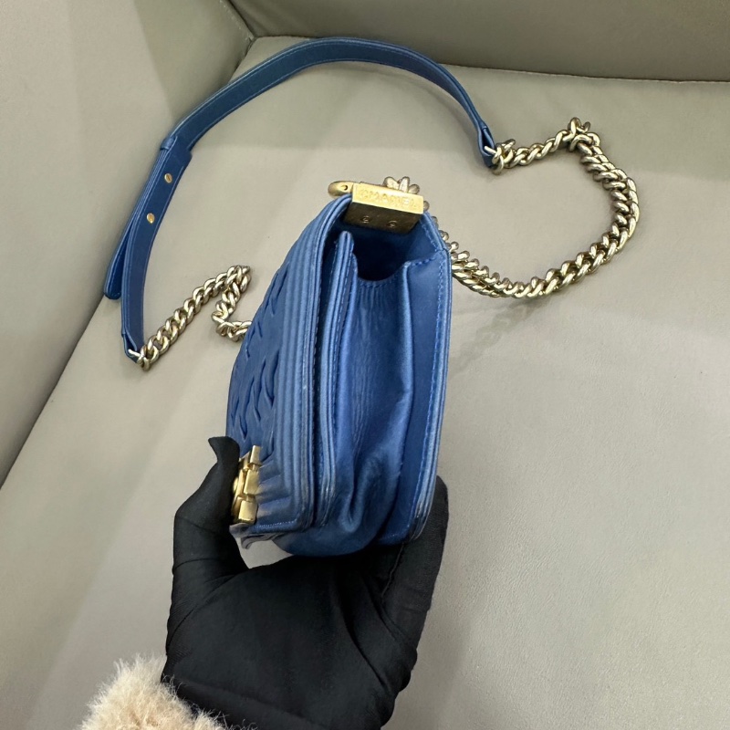 Chanel leboy藍色編織mini 肩背斜背鏈條包 15*11 98新配件塵袋-4