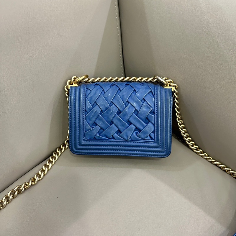 Chanel leboy藍色編織mini 肩背斜背鏈條包 15*11 98新配件塵袋-5