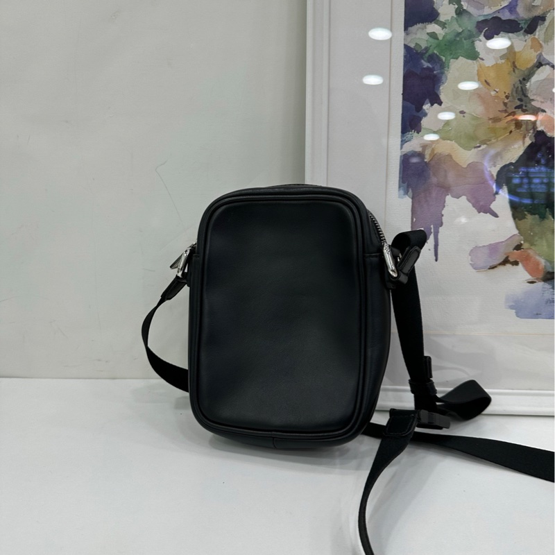 FENDI 小惡魔羊皮包-1