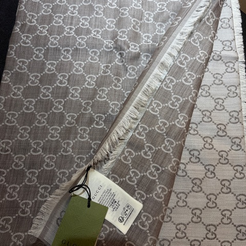 Gucci 咖啡色Logo羊毛絲質批巾