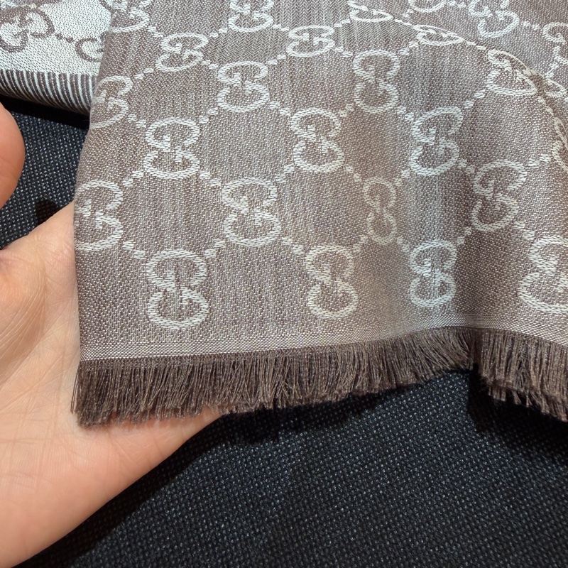 Gucci 咖啡色Logo羊毛絲質批巾-1