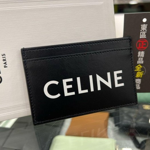 東區正精品㊣CELINE 10B703 全新黑色全皮白字母扁式卡片夾名片夾 RZ4139-1