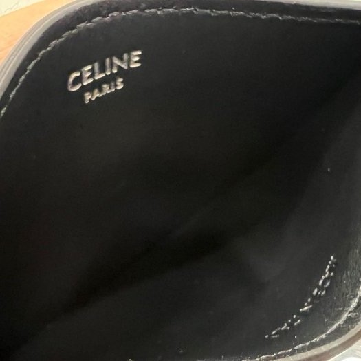 東區正精品㊣CELINE 10B703 全新黑色全皮白字母扁式卡片夾名片夾 RZ4139-2