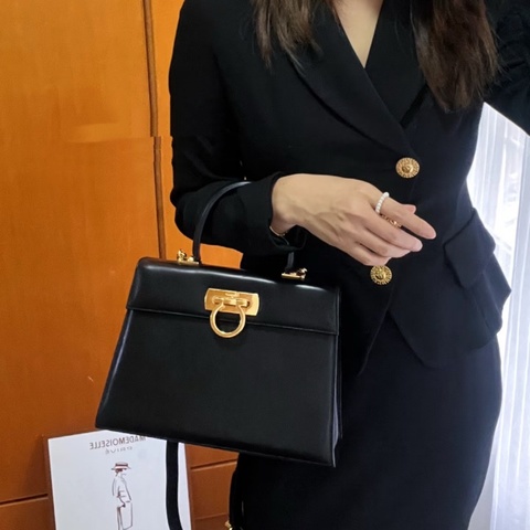 Ferragamo Museum Bag 黑金馬蹄扣手提/肩背包（愛馬仕平替）