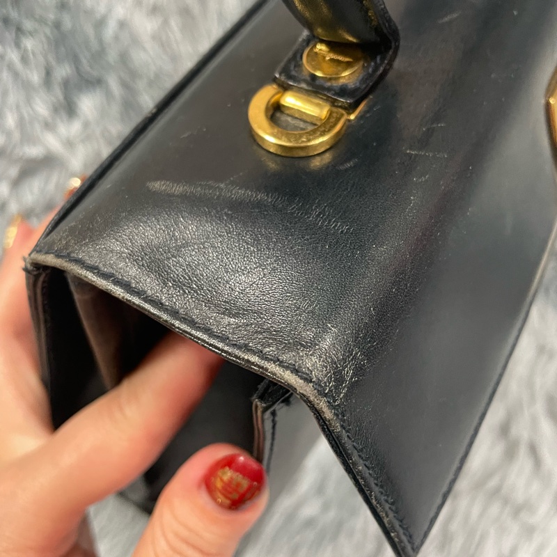 Ferragamo Museum Bag 黑金馬蹄扣手提/肩背包（愛馬仕平替）-21