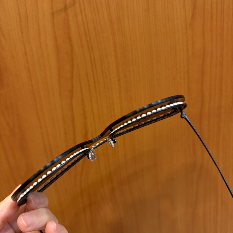 Chanel 黑色漸層鏡面珍珠飾邊太陽眼鏡-1