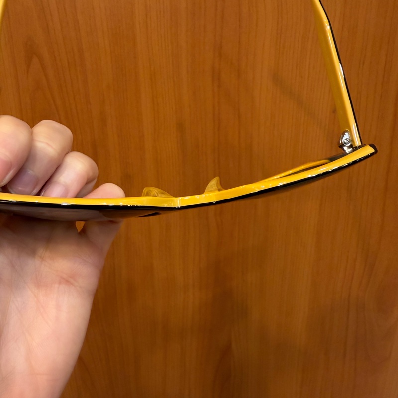 Prada 黑芥末黃膠框琥珀太陽眼鏡-3