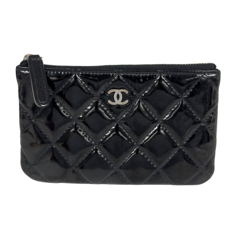 CHANEL CC 漆皮 拉鏈小包-0