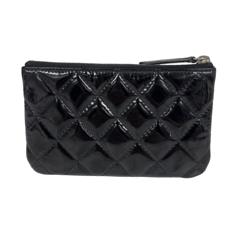 CHANEL CC 漆皮 拉鏈小包-4