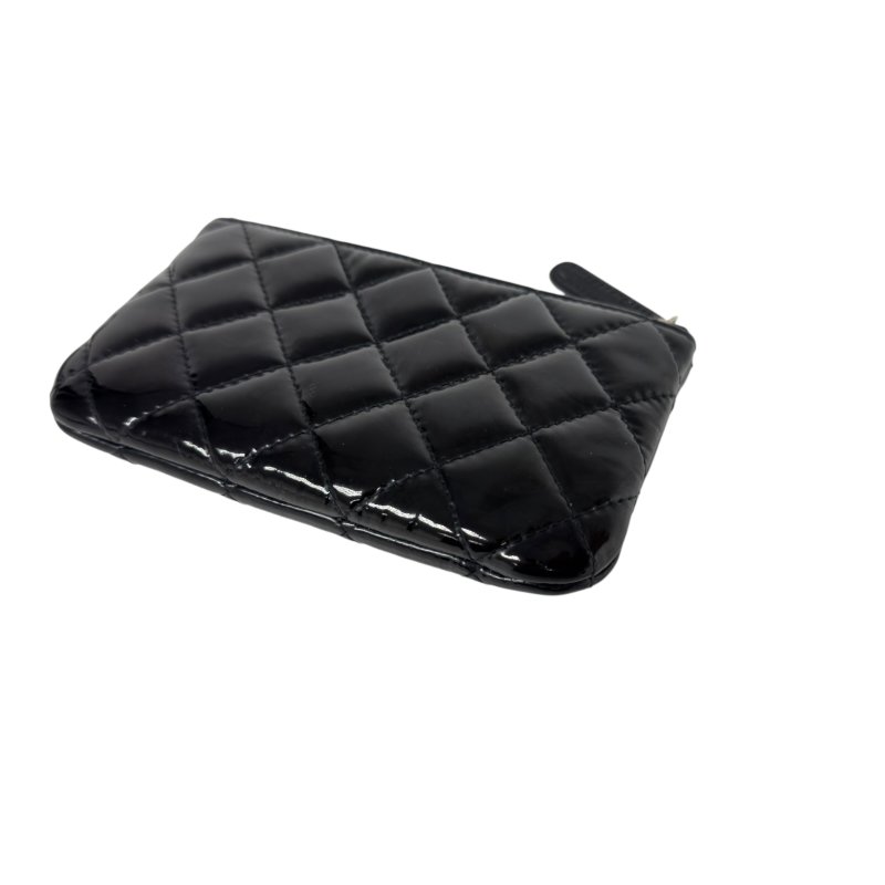 CHANEL CC 漆皮 拉鏈小包-8