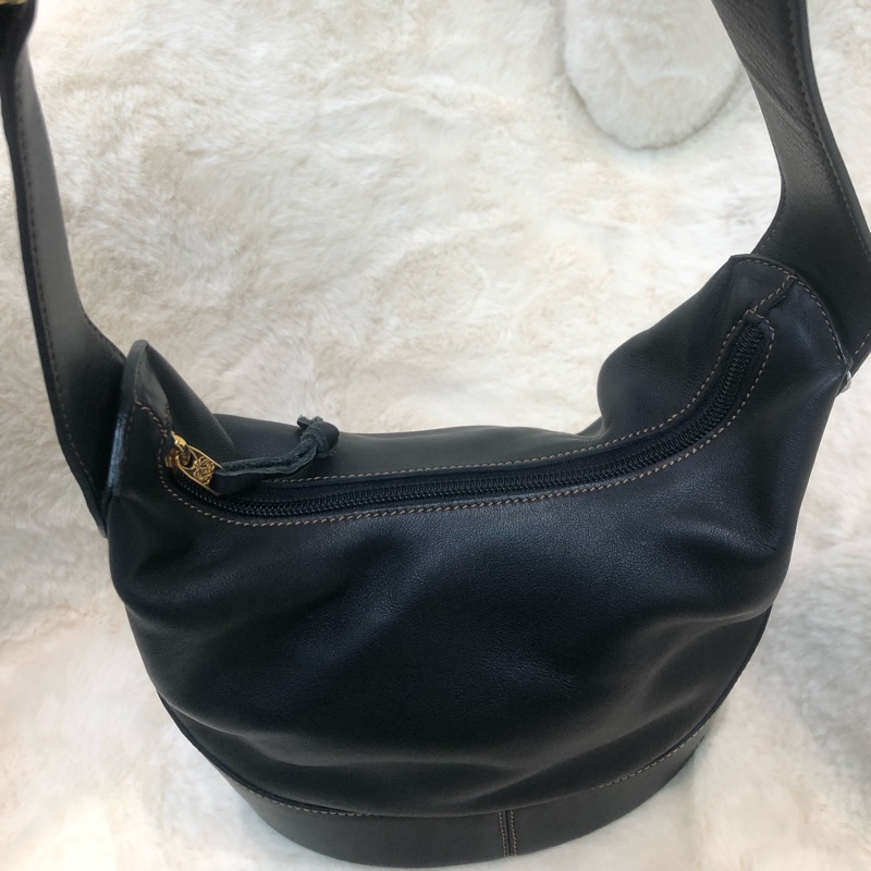 Loewe 黑色小拳師 Hobo 單肩袋 XC293-5
