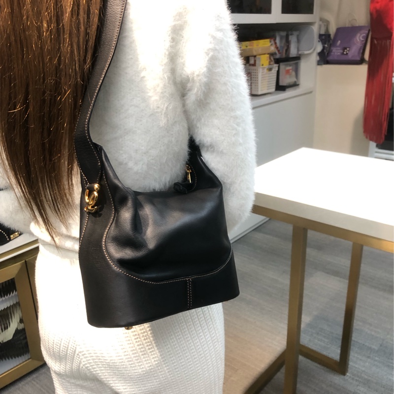 Loewe 黑色小拳師 Hobo 單肩袋 XC293-10