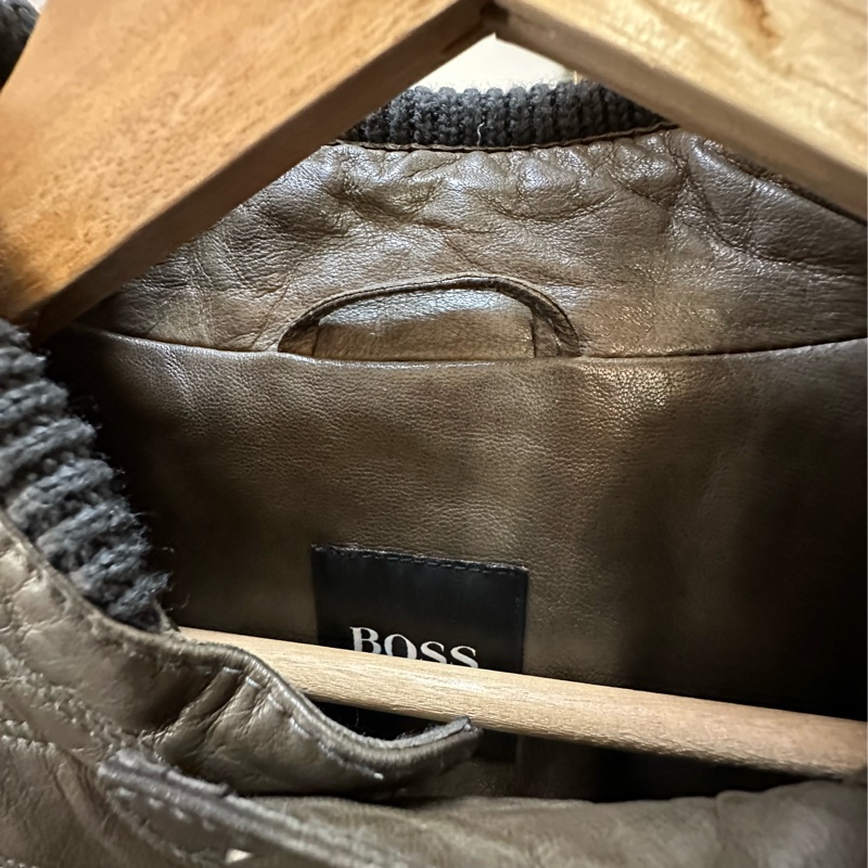BOSS 茶色皮衣-3