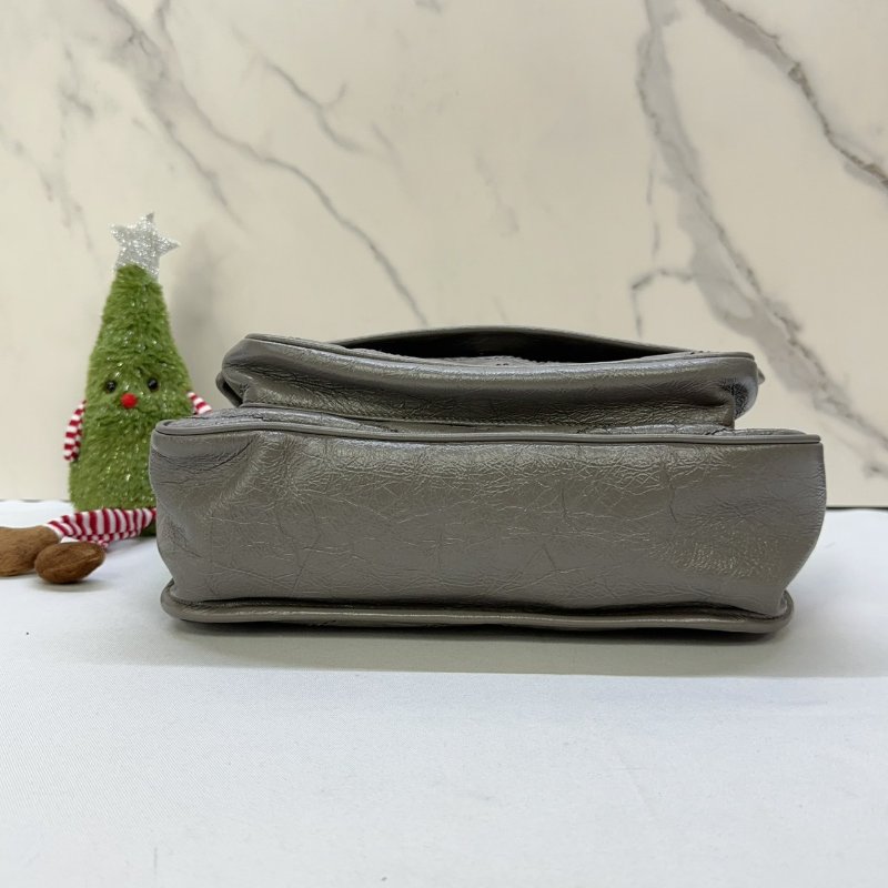 YSL NIKI中款肩背包-6