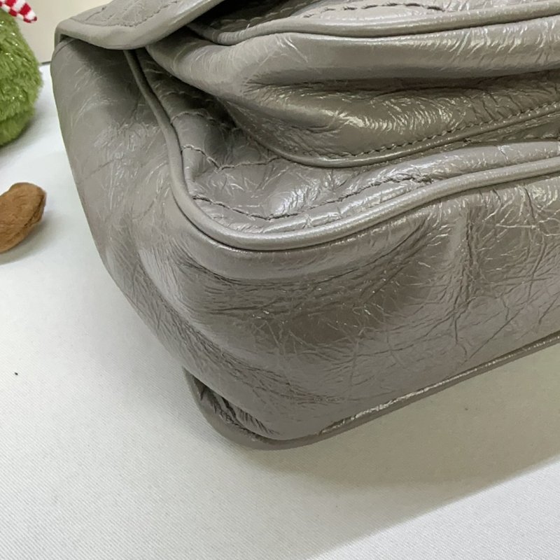 YSL NIKI中款肩背包-8