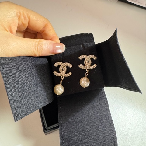 Chanel 珍珠耳環