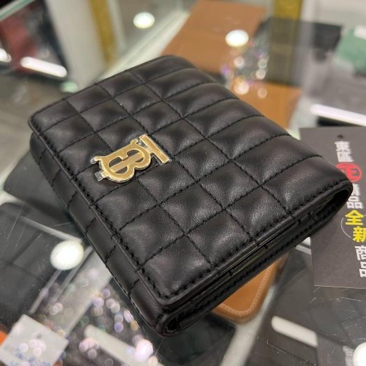 東區正精品㊣BURBERRY 8062372 全新黑色全皮金色TB釦子拉鍊三折零錢短夾 RZ4092-6