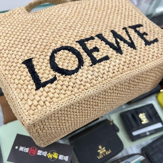 東區正精品㊣LOEWE A685B59X03 全新草編黑字手提包斜背包兩用包Small LOEWE Font Tote RZ4157-5