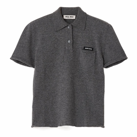 Miu Miu 女士 短袖polo衫IT-36 IT-38 IT-40 IT-42 IT-44 IT-46 IT-48碼模特身高178CM，穿著38碼。