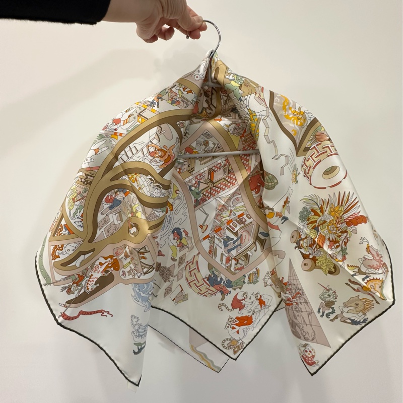 全新 Hermes 90絲巾  馬術學園裱畫 送禮-3