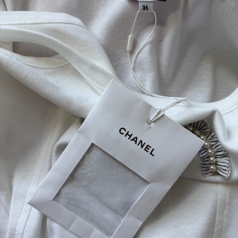 CHANEL 香奈兒【24P 春夏預告】 白色蝴蝶結背心 TOP P76767-4