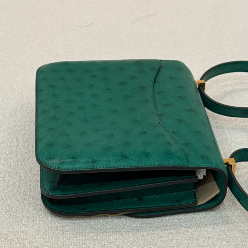 Hermes Constance 19-10