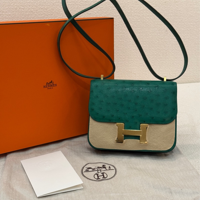 Hermes Constance 19-17