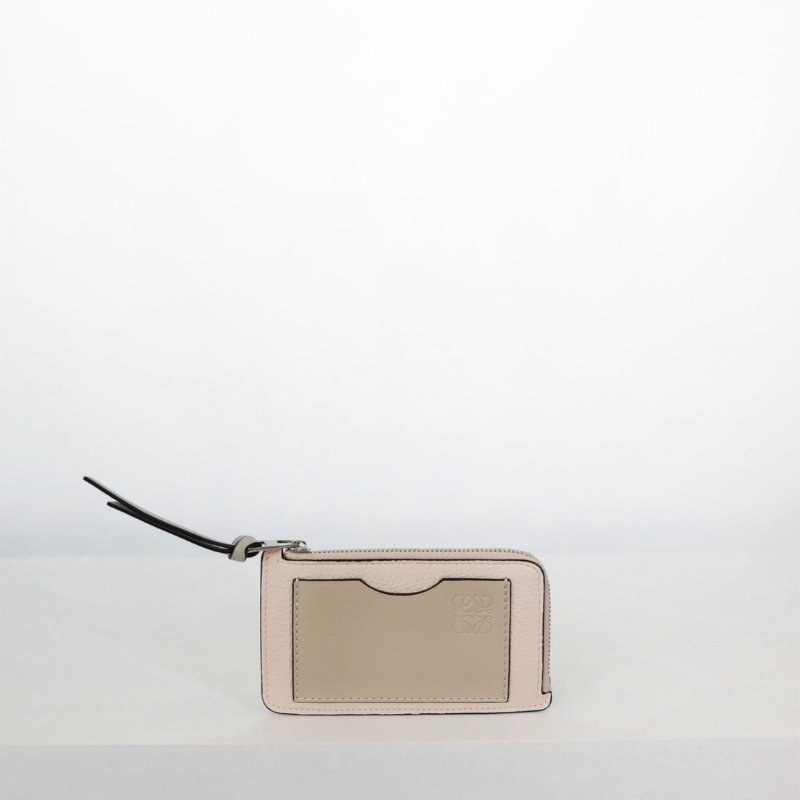 全新Loewe 拉鍊卡包酪梨綠-5