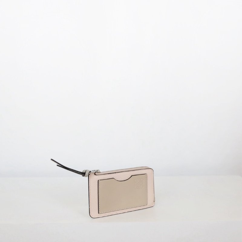 全新Loewe 拉鍊卡包酪梨綠-7