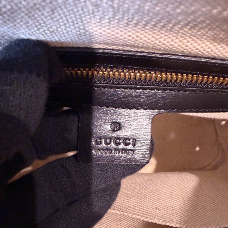 Gucci 熊貓包 手提背袋兩用🖤絕美低調！-19