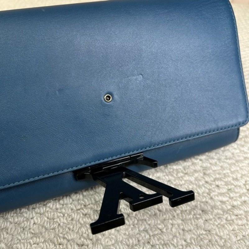 LV路易威登牛皮純色LV標誌手拿包 藍色搭配黑色logo 低調有氣質 內裏卡位充足 容量實用 日常百搭-20