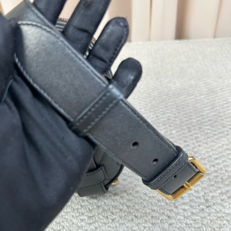 Gucci古馳黑色GG Marmont系列馬蒙胸包腰包 經典黑金配色 皮質軟 手感好 肩帶可拆卸 也可當手包使用 多種背法 日常百搭-21