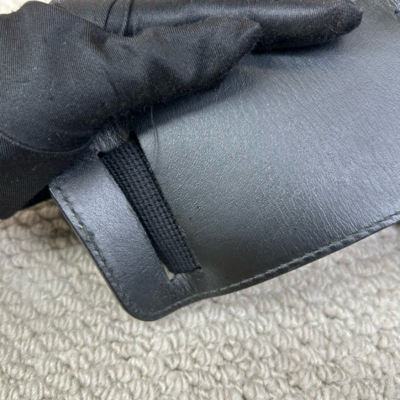 Gucci古馳黑色全皮壓花郵差包 容量大 能裝電腦 日常通勤、出門都能用 肩帶可調節 金屬扣設計 可單肩可斜挎 商務休閒都合適-20