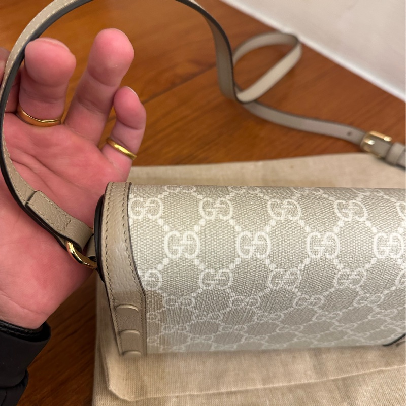 GUCCI 燕麥色PVC 1955小相機包 超好看💕-9