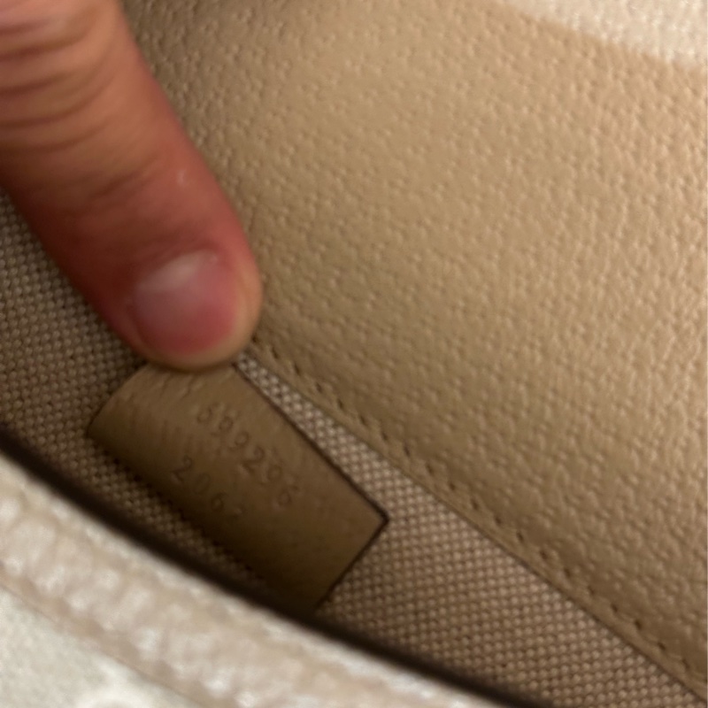 GUCCI 燕麥色PVC 1955小相機包 超好看💕-16