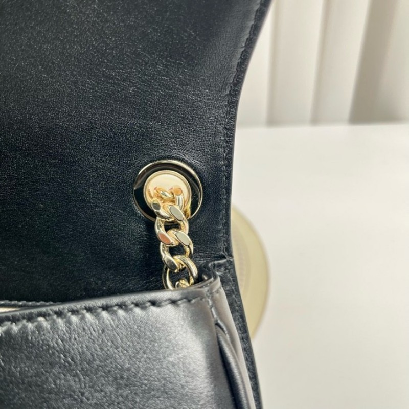 GUCCI古馳 24年票 Blondie鏈條單肩斜挎包 經典設計與現代精髓 非常百搭 斜挎單肩都可以 容量實用 日常出門很方便-21