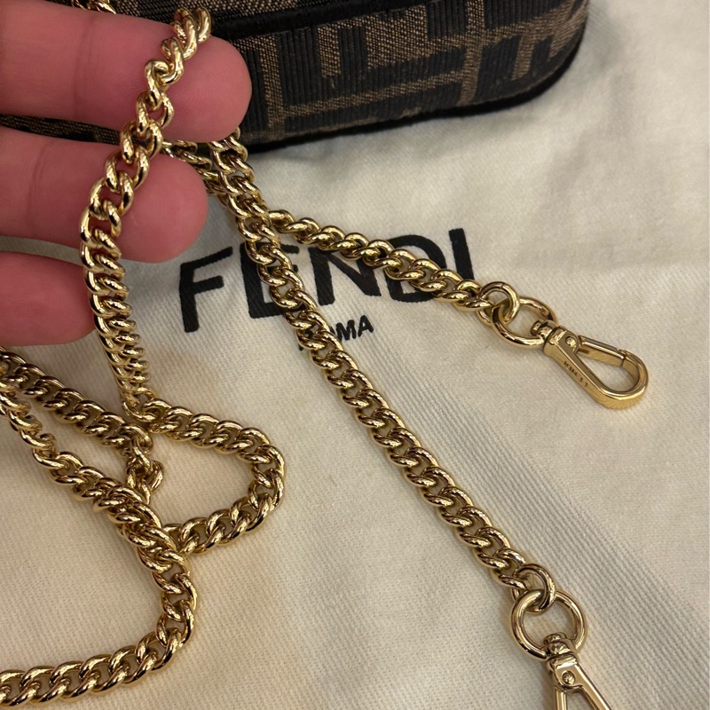 FENDI 經典花紋MINI法棍斜背包 超美💕-13