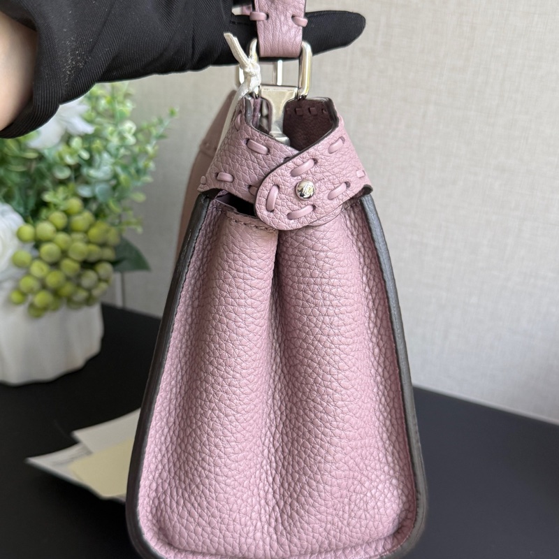 99新 FENDI 芬迪 Peekaboo迷你荔枝皮粉色 尺寸23x18x11-2