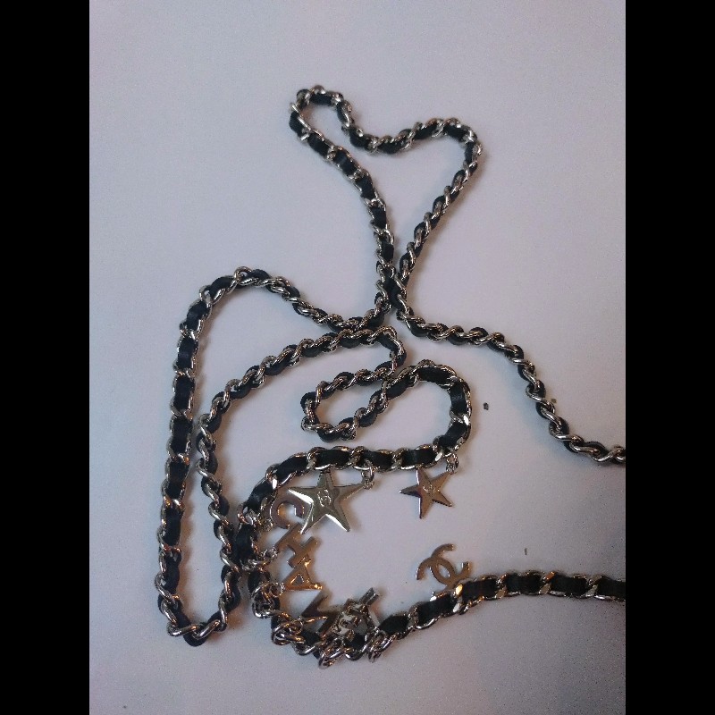 Chanel 銀鍊水鑽星星字母黑色麂皮小圓餅斜背包-20