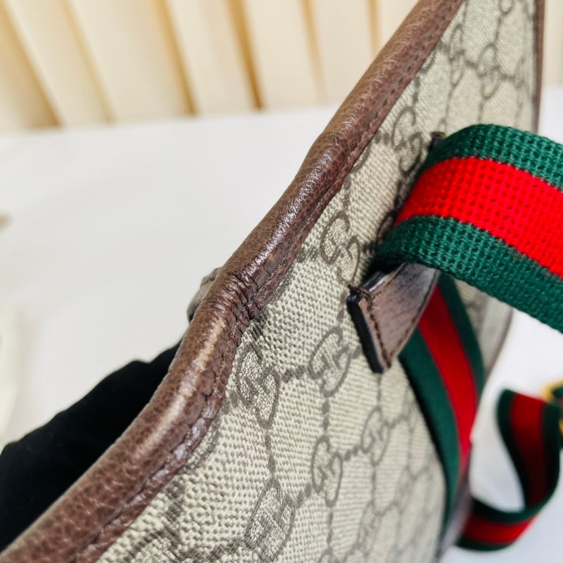 專櫃價3.6折！Gucci古馳  經典虎頭腰包 男女同款 包身立體 百搭不挑衣服 自重很輕  超多明星同款-12